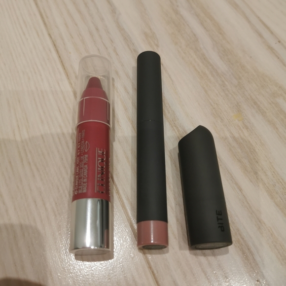 Clinique Other - New Bite beauty Clinique lip balm carryon lipstick